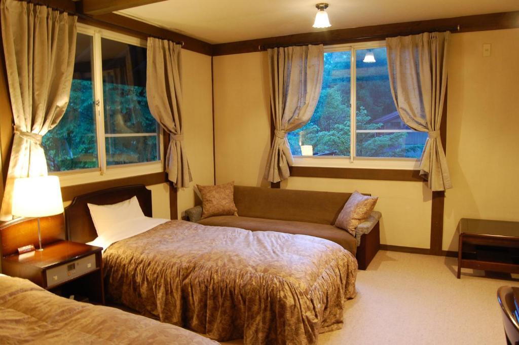 Petit Hotel Alumu Matsumoto Kamer foto