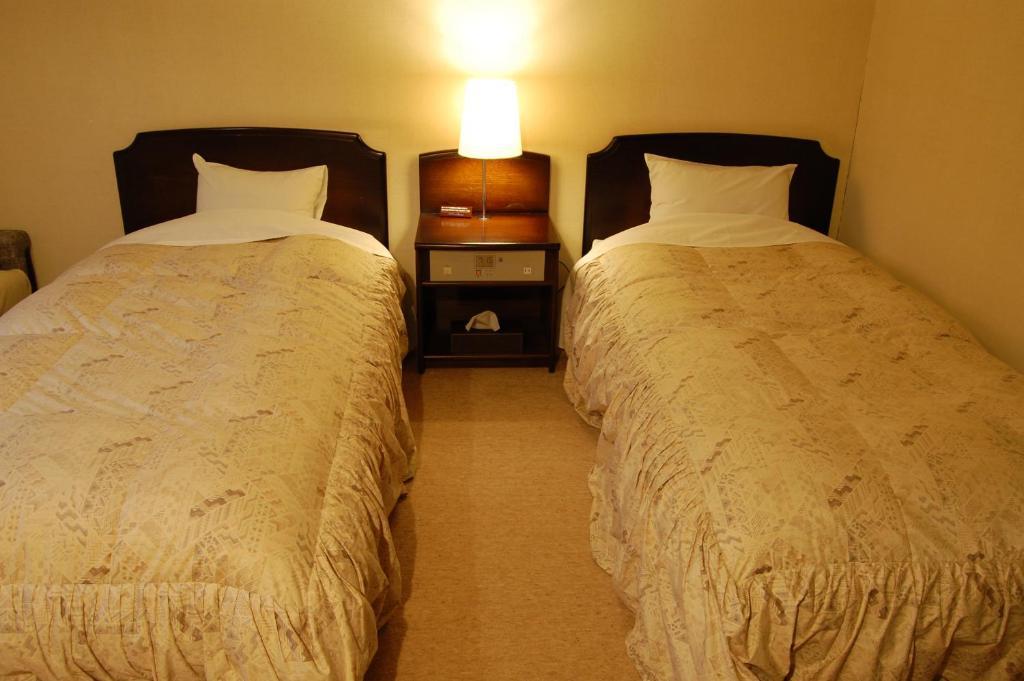 Petit Hotel Alumu Matsumoto Kamer foto