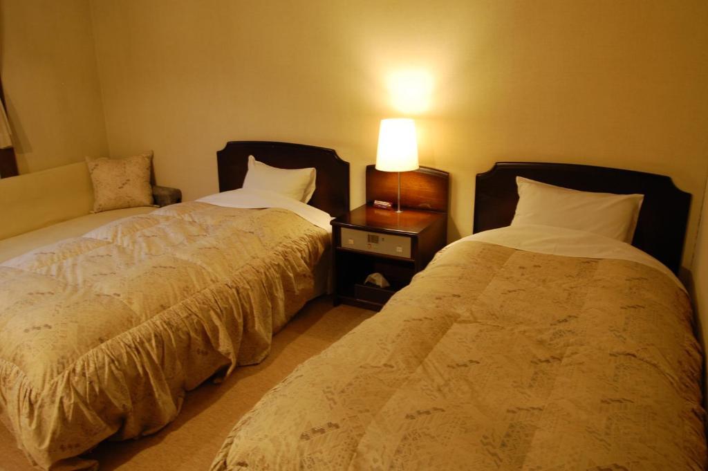 Petit Hotel Alumu Matsumoto Buitenkant foto